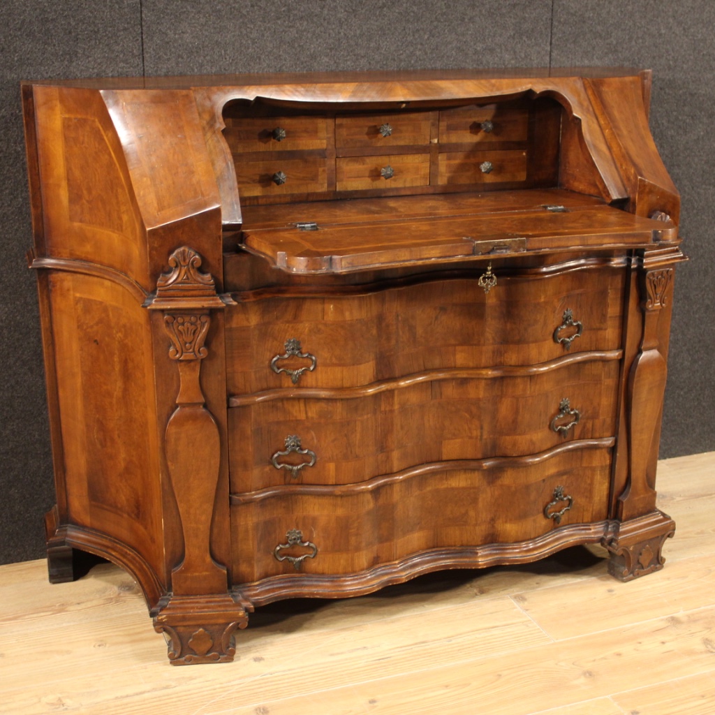 Eckschrank Anrichte Möbel aus Holz antik Stil lackiert vergoldet bemalt